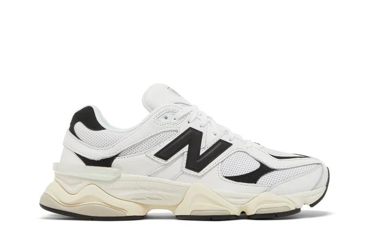 9060 White Black