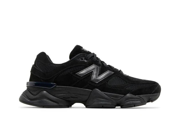 9060 Triple Black